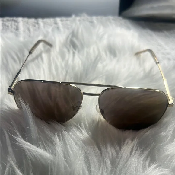 Saint Laurent classic 11 Gold Aviator Sunglasses Unisex Size 59-14-140 Saint Laurent Classic 11 Monochromatic Aviator Sunglasses  main image 2